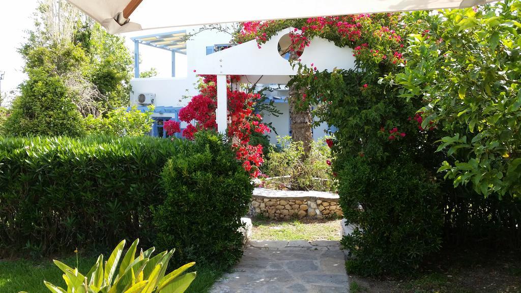 ホテル Panorama Paros エクステリア 写真